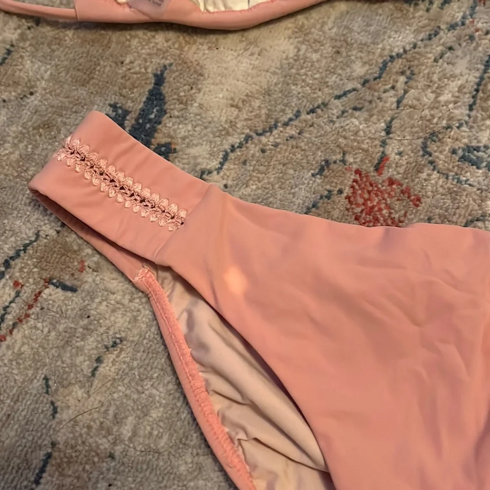 PILYQ swim top and bottom - Picture 3 of 3